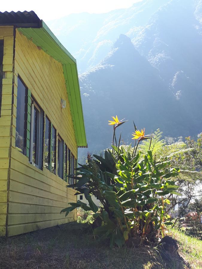 Olatika - Gite Des Cascades Cilaos Eksteriør billede